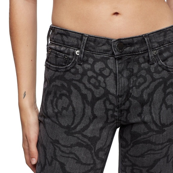 25. NWT True Religion Halle Rose Laser Black Jeans - Picture 8 of 10